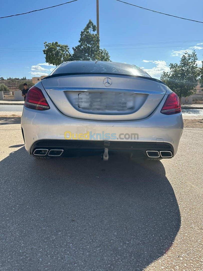 Mercedes Classe C 2021 220 AMG Line