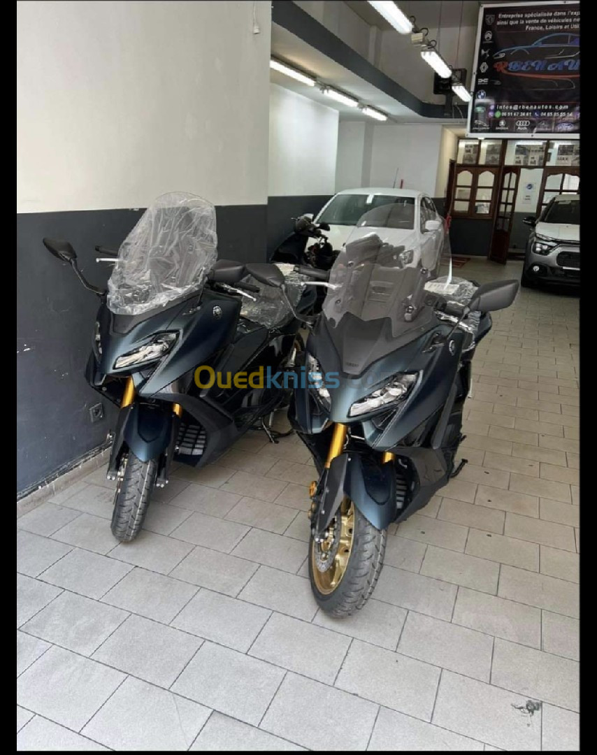 Yamaha TMAX 560 2024