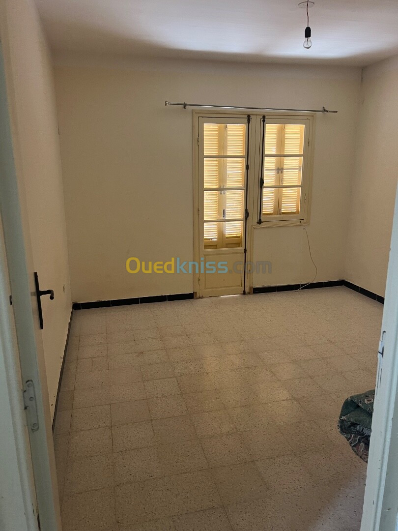 Vente Appartement F3 Alger Bouzareah