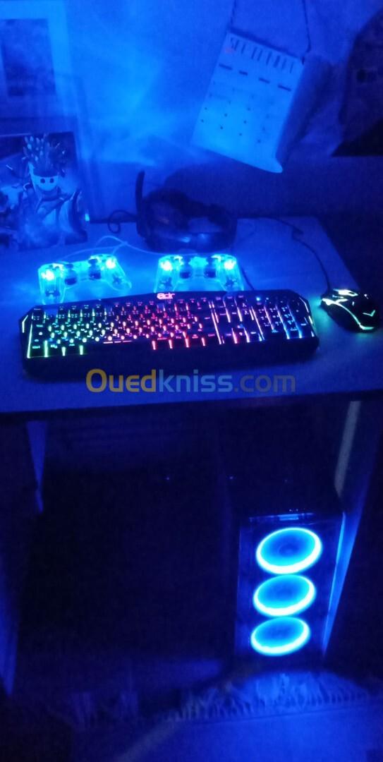 Pac: PC GAMING, CLAVIER, SOURIS , CASQUE  + DOUBLE MANETTES OFFERTES