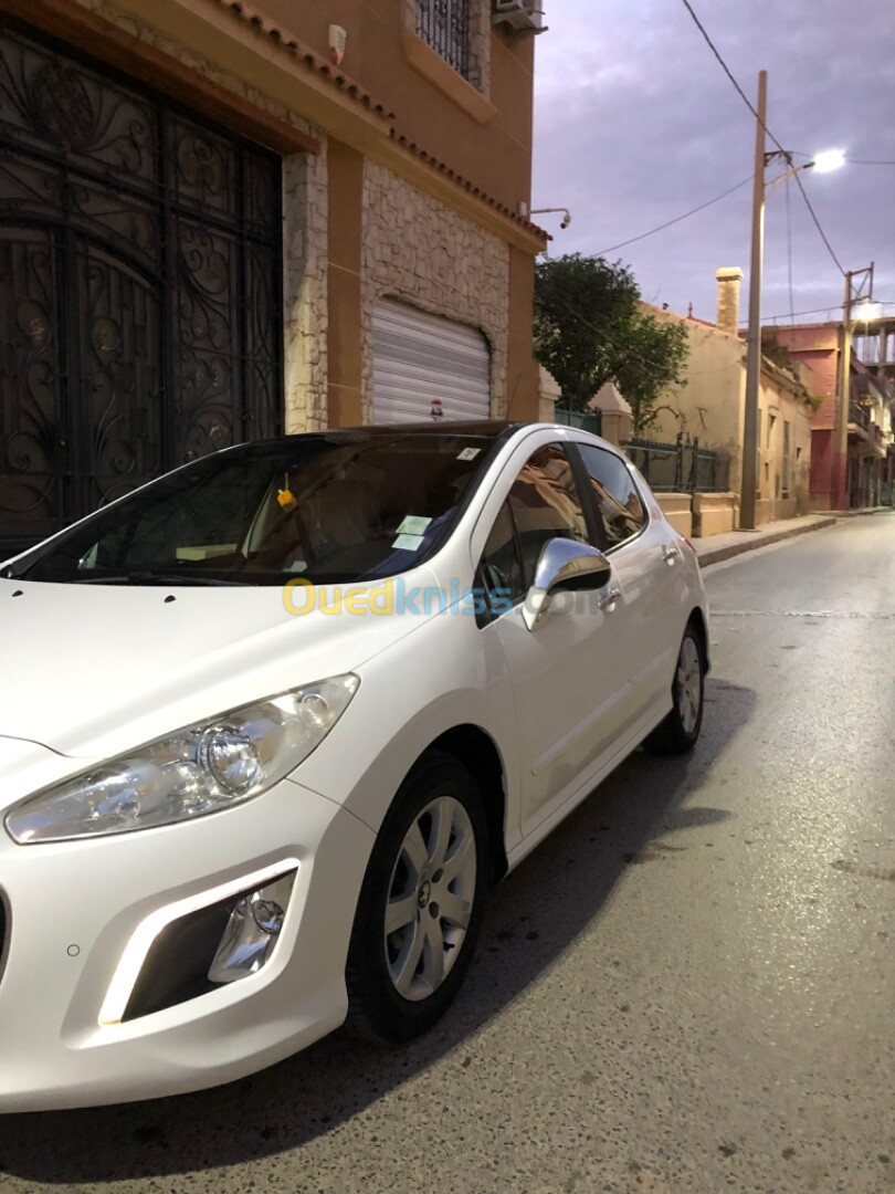 Peugeot 308 2013 