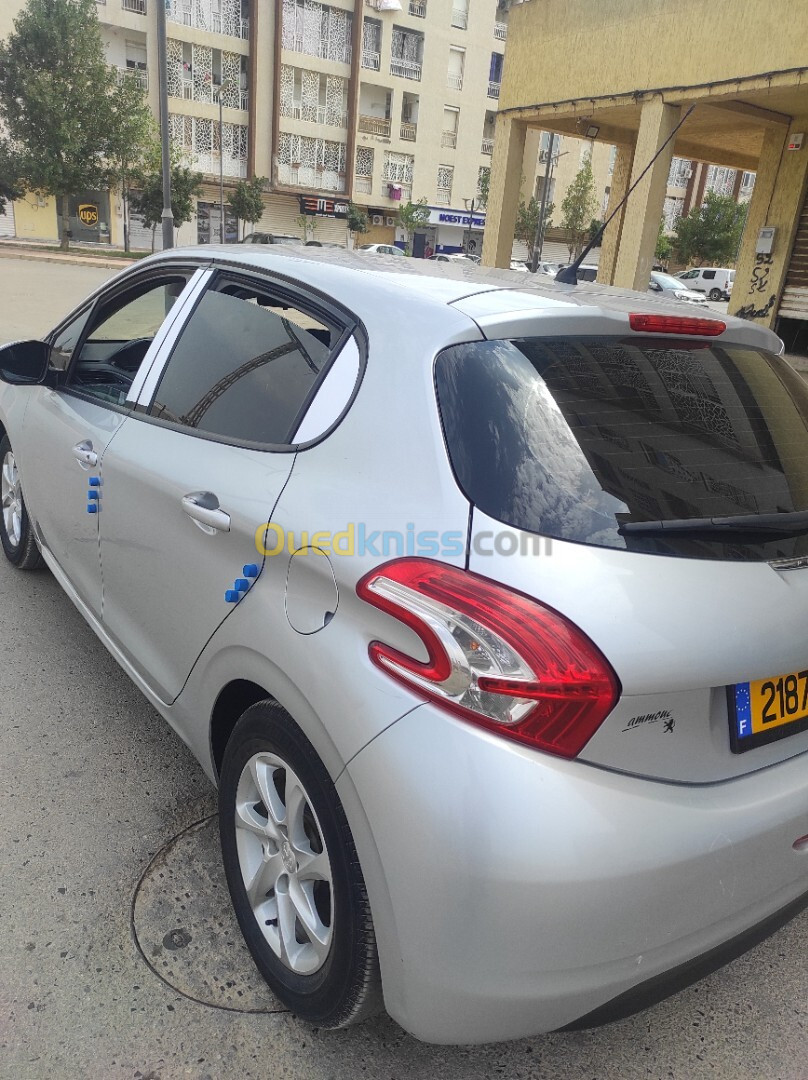 Peugeot 208 2014 Allure