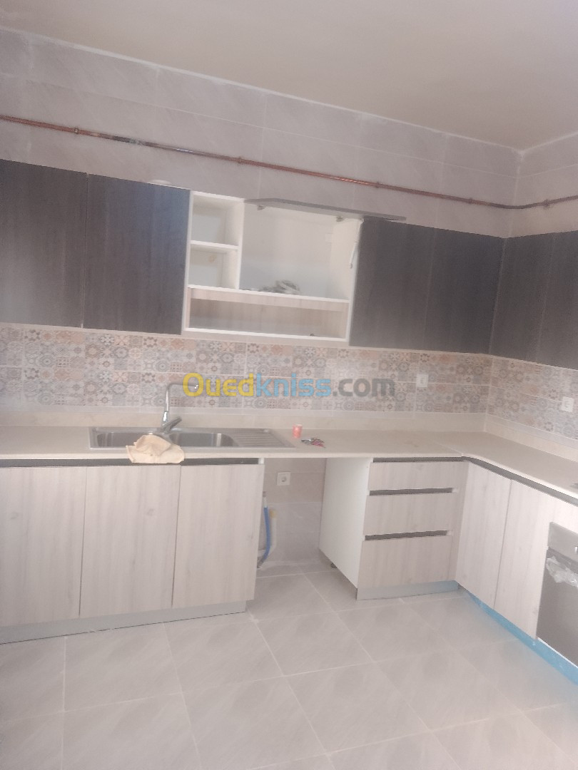 Location Appartement F5 Alger Kouba