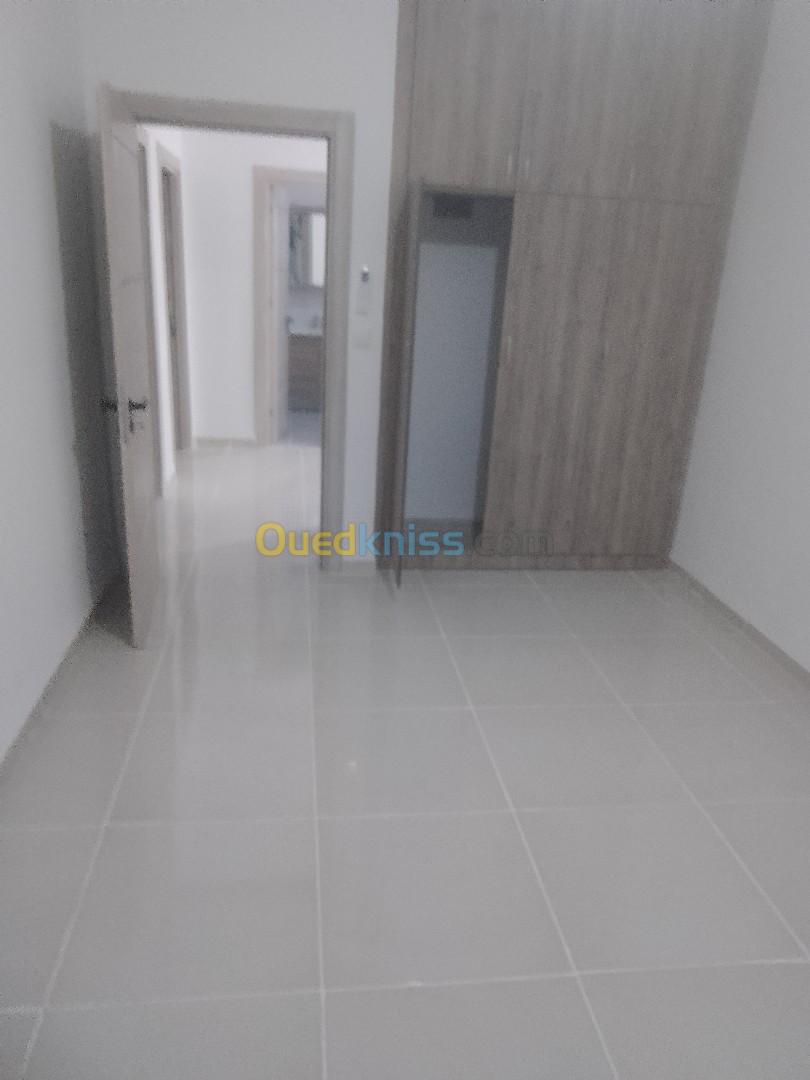 Location Appartement F5 Alger Kouba