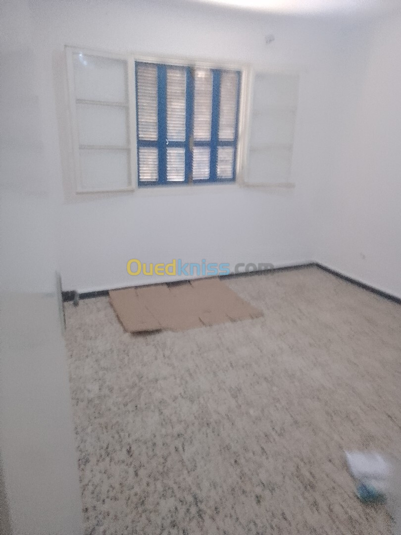 Location Appartement F3 Alger Bir mourad rais