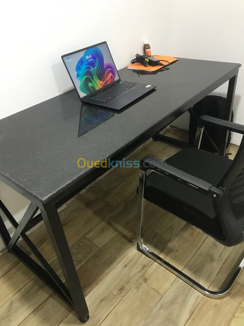 Bureau + chaises bureau beuf