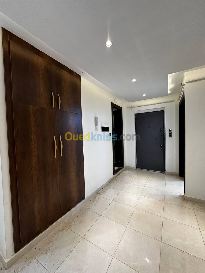 Vente Appartement F4 Alger Bordj el kiffan