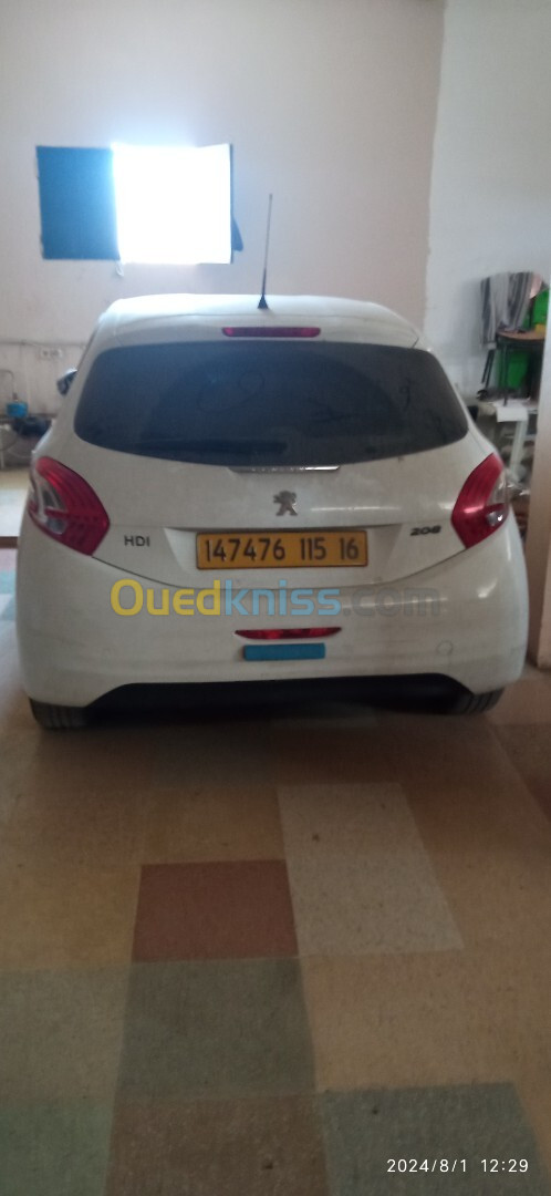 Peugeot 208 2015 Allure