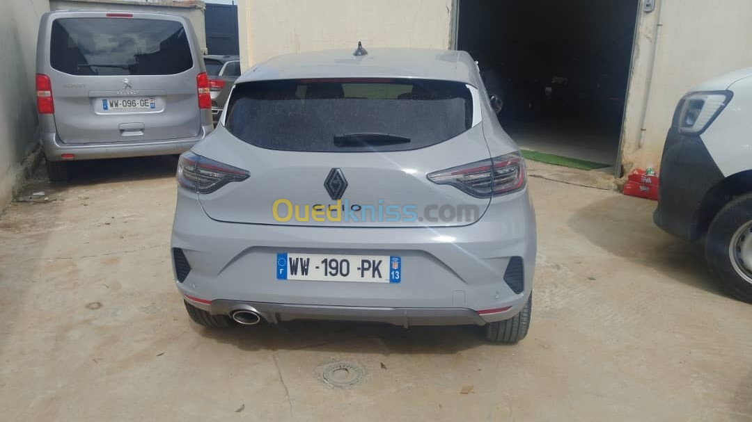 Renault Clio 2024 Alpine