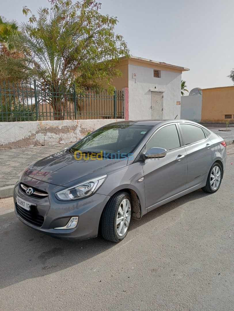 Hyundai Accent RB  4 portes 2017 Accent RB  4 portes