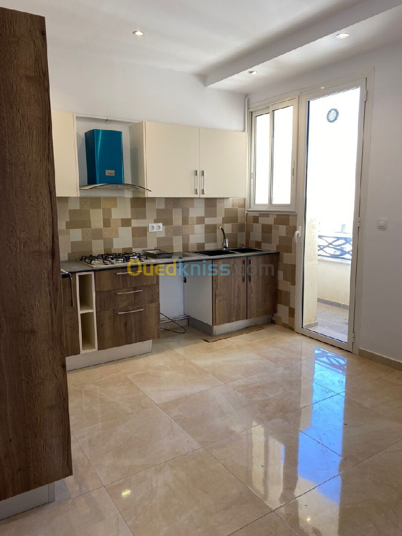 Vente Appartement F4 Alger El mouradia