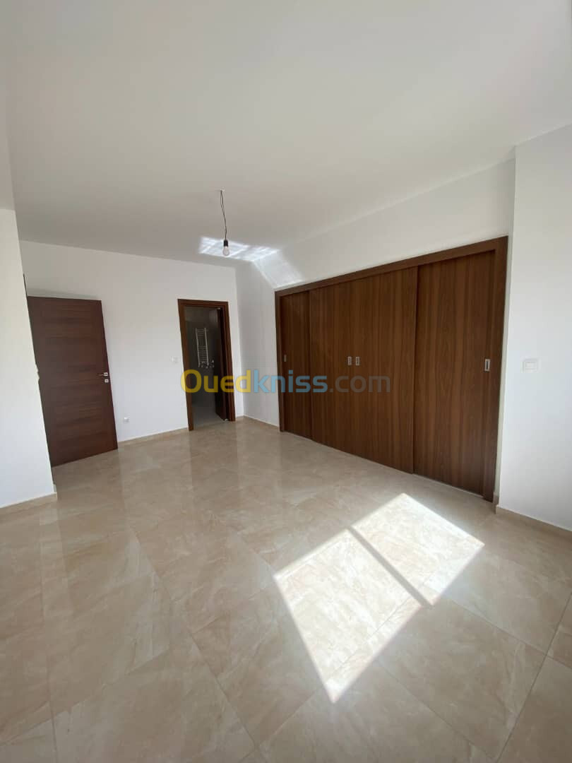 Vente Appartement F4 Alger Ain taya