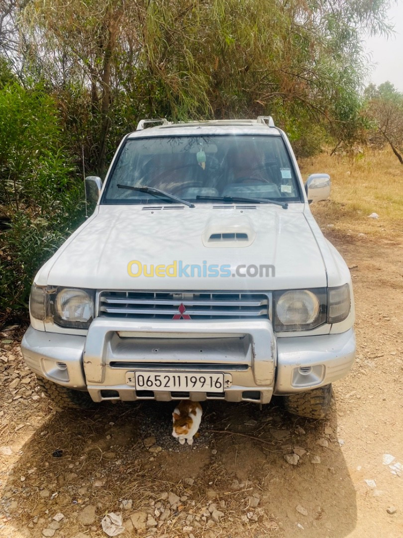 Mitsubishi Pajero Court 1999 Pajero Court