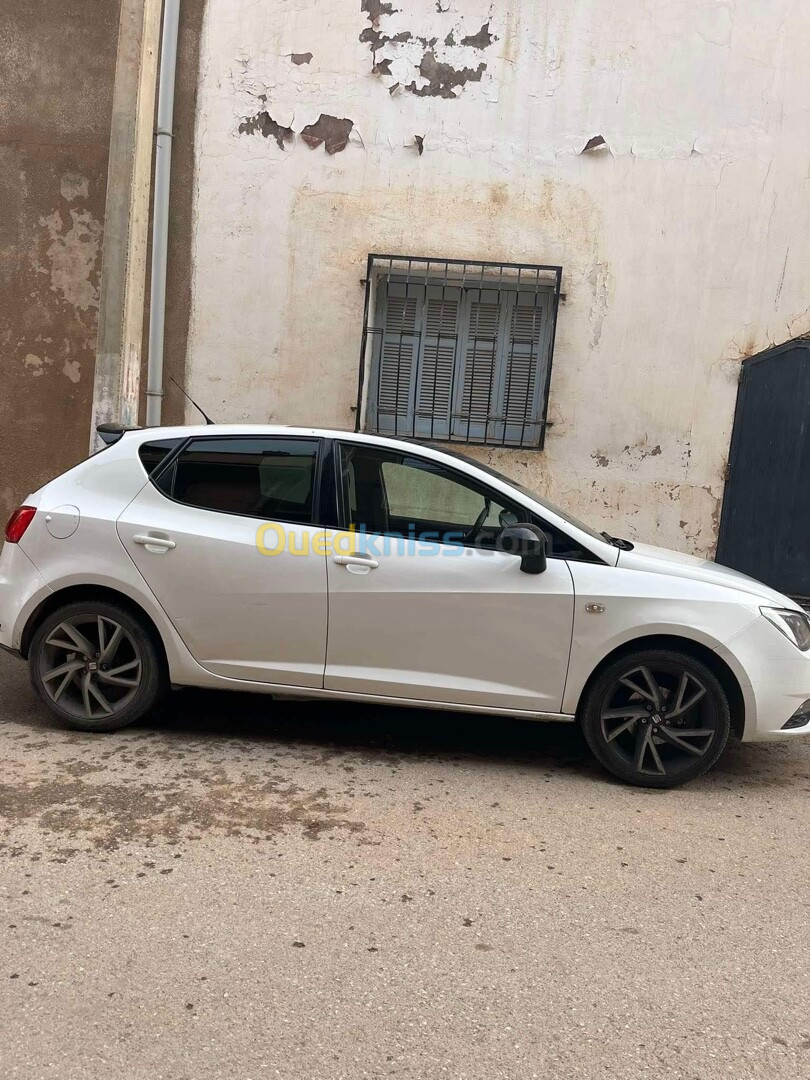 Seat Ibiza 2015 Black Line