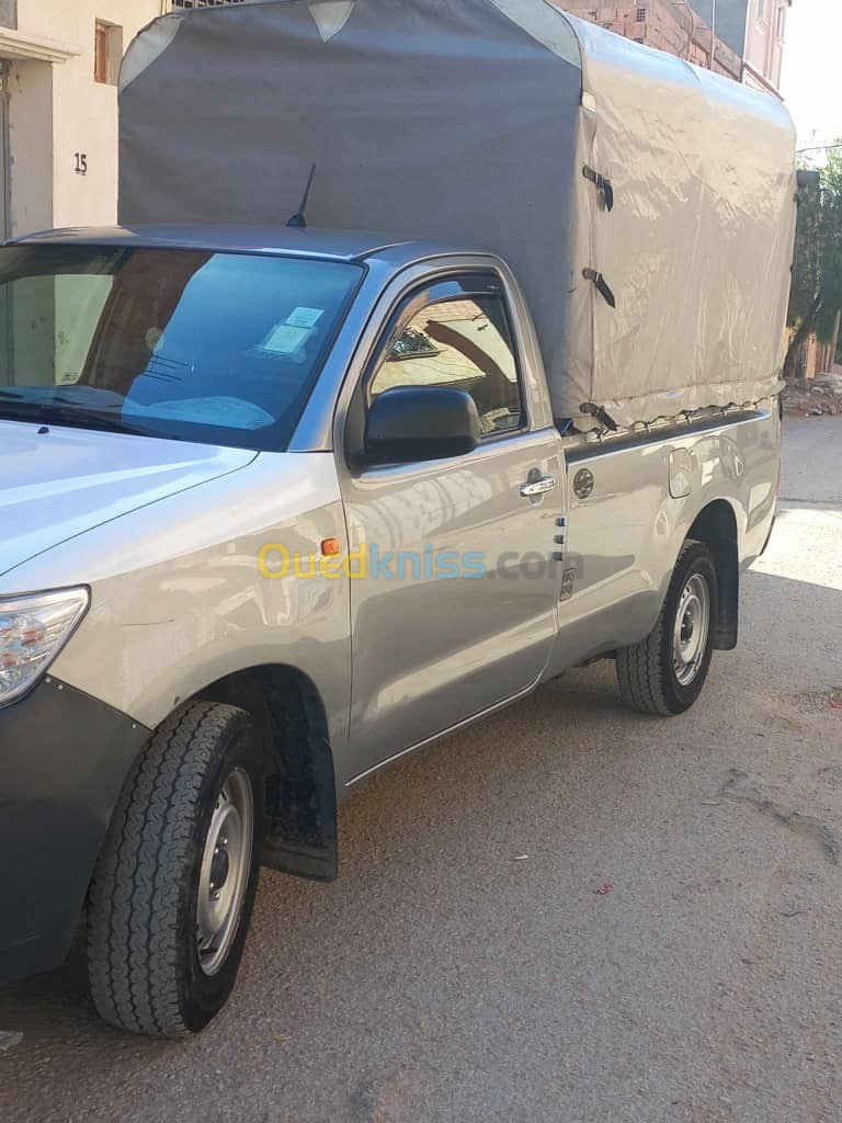 Toyota Hilux 2015 LEGEND DC 4x2