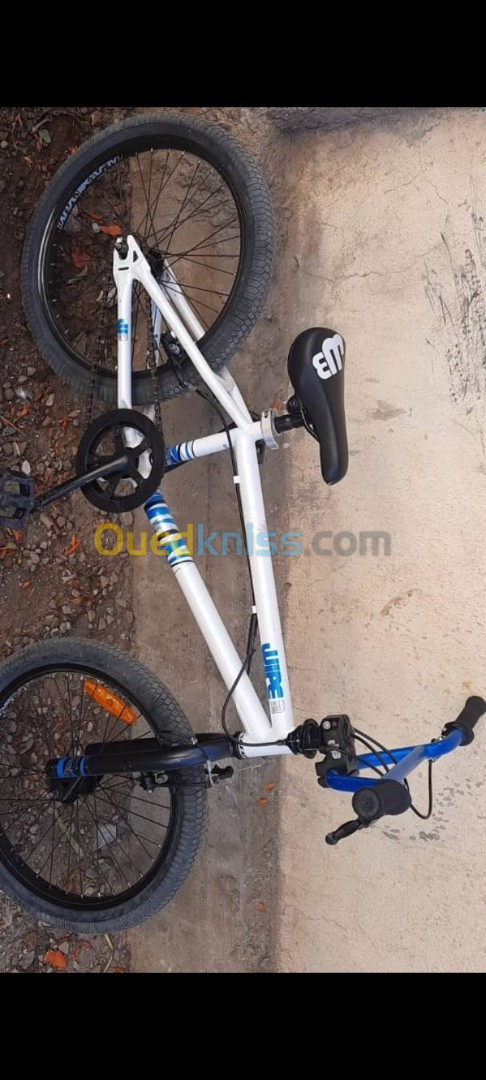 Vélo BMX Europe 