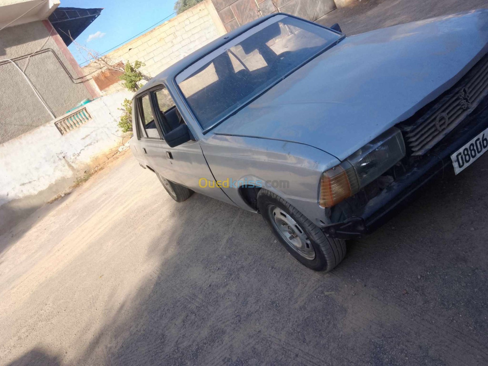 Peugeot 305 1981 305