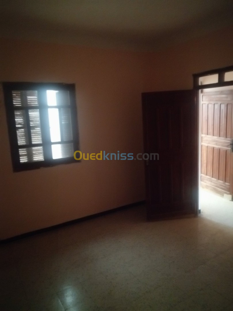 Vente Niveau De Villa F5 Batna Batna