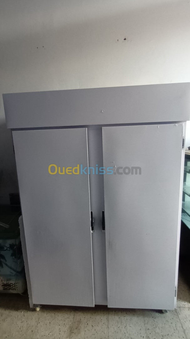 FRIGO DOUBLE PORTE 