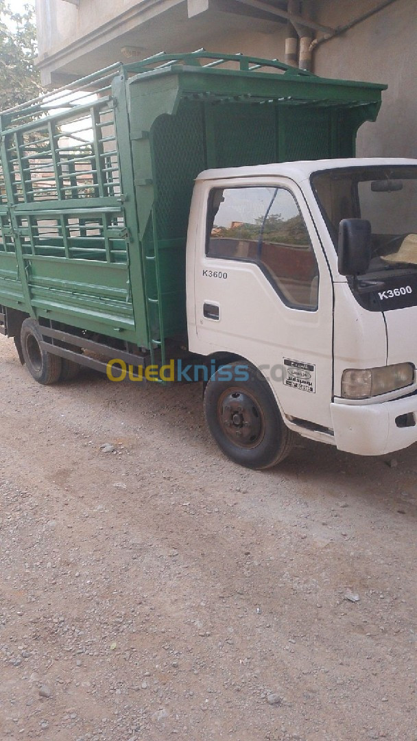 Kia 3600 2000