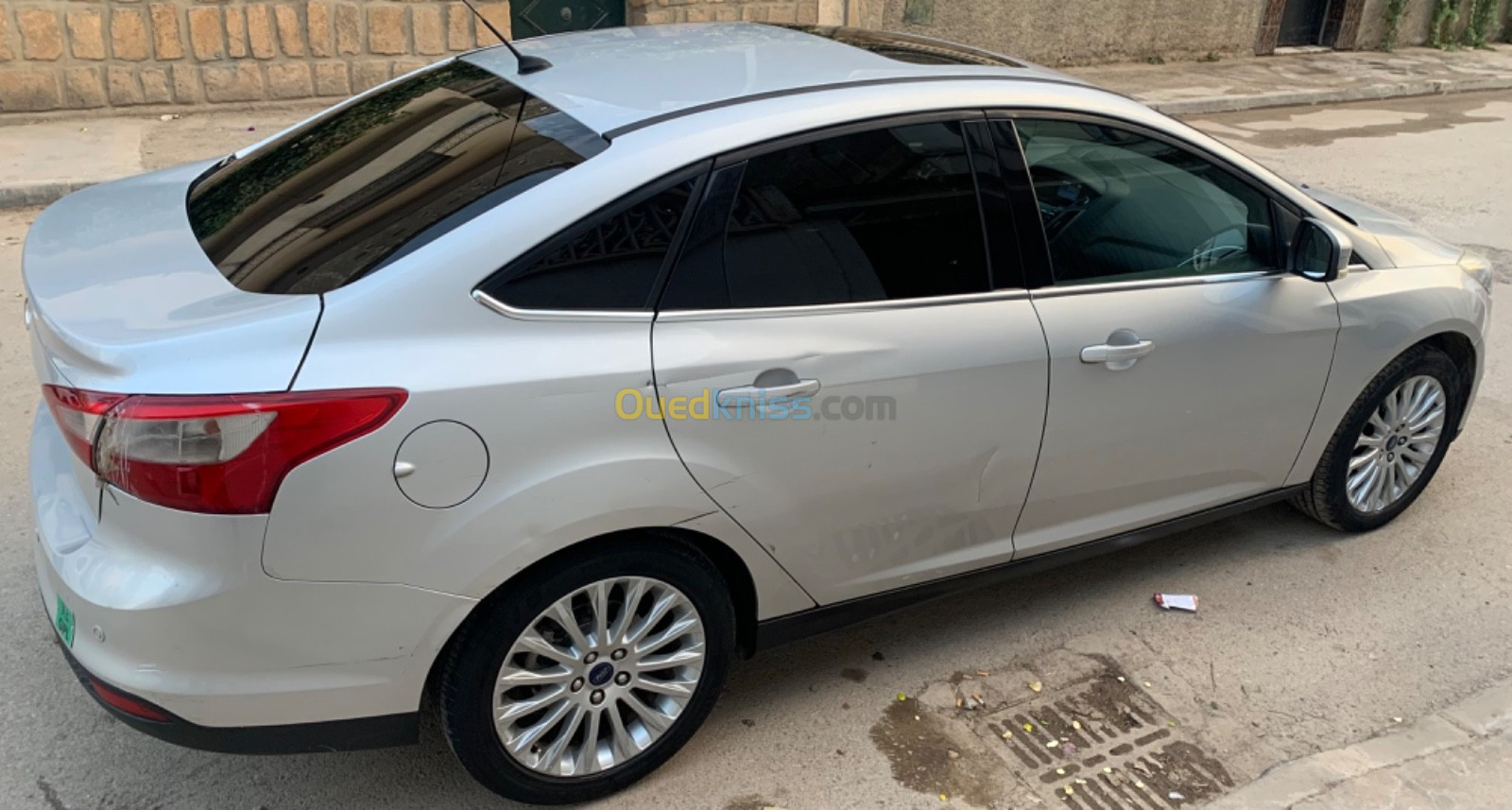 Ford Focus 4 portes 2015 Titanium