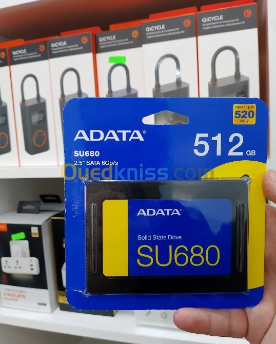 ADATA DISQUE DUR INTERNE SSD 512 GB SU 680 520MB/S