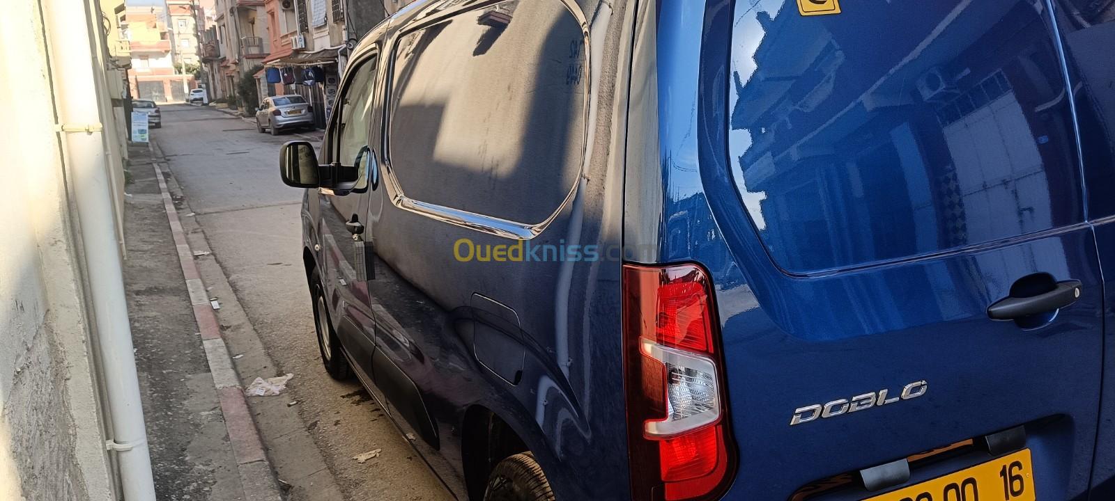 Fiat Doblo 2023 Professionnel