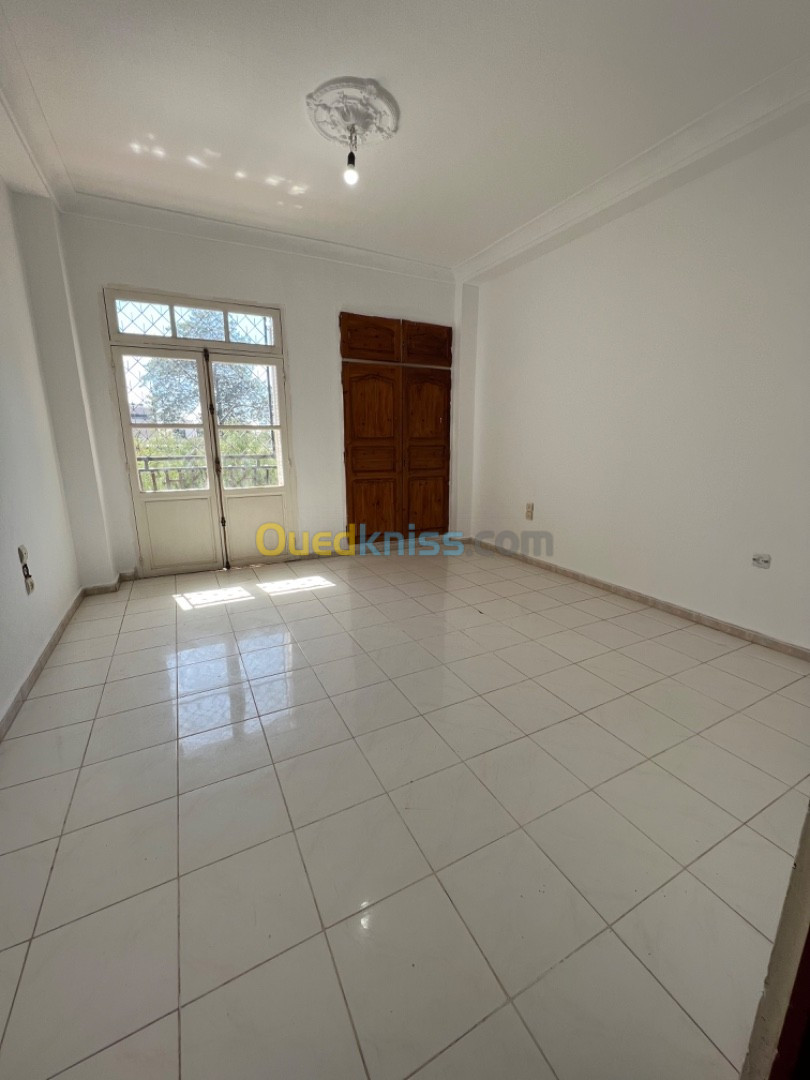 Vente Appartement F05 Oran Oran