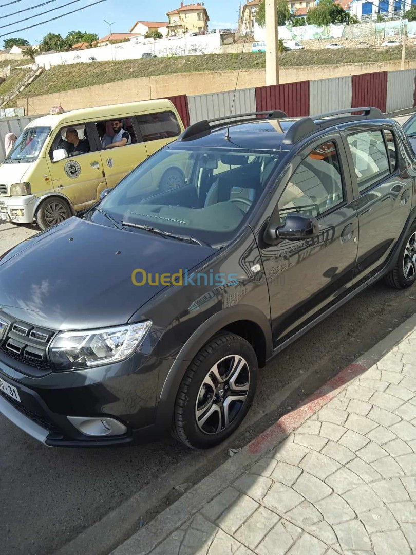 Renault Sandero 2023 Tous options