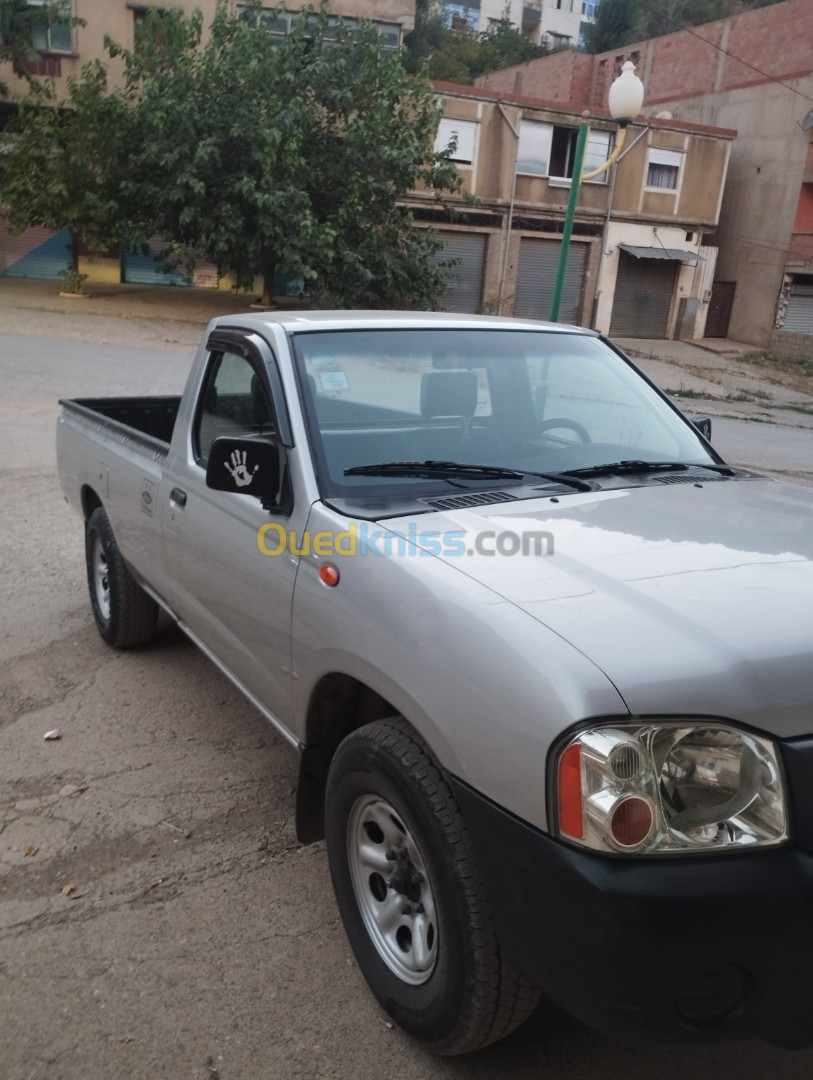 Nissan Pickup 2010 Pickup