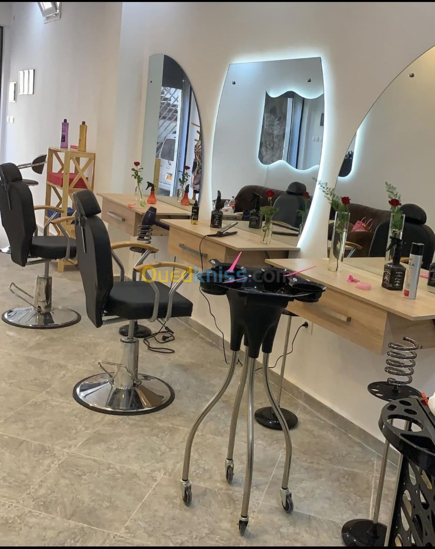 Location de Poste de Travail Coiffure sur Cheraga