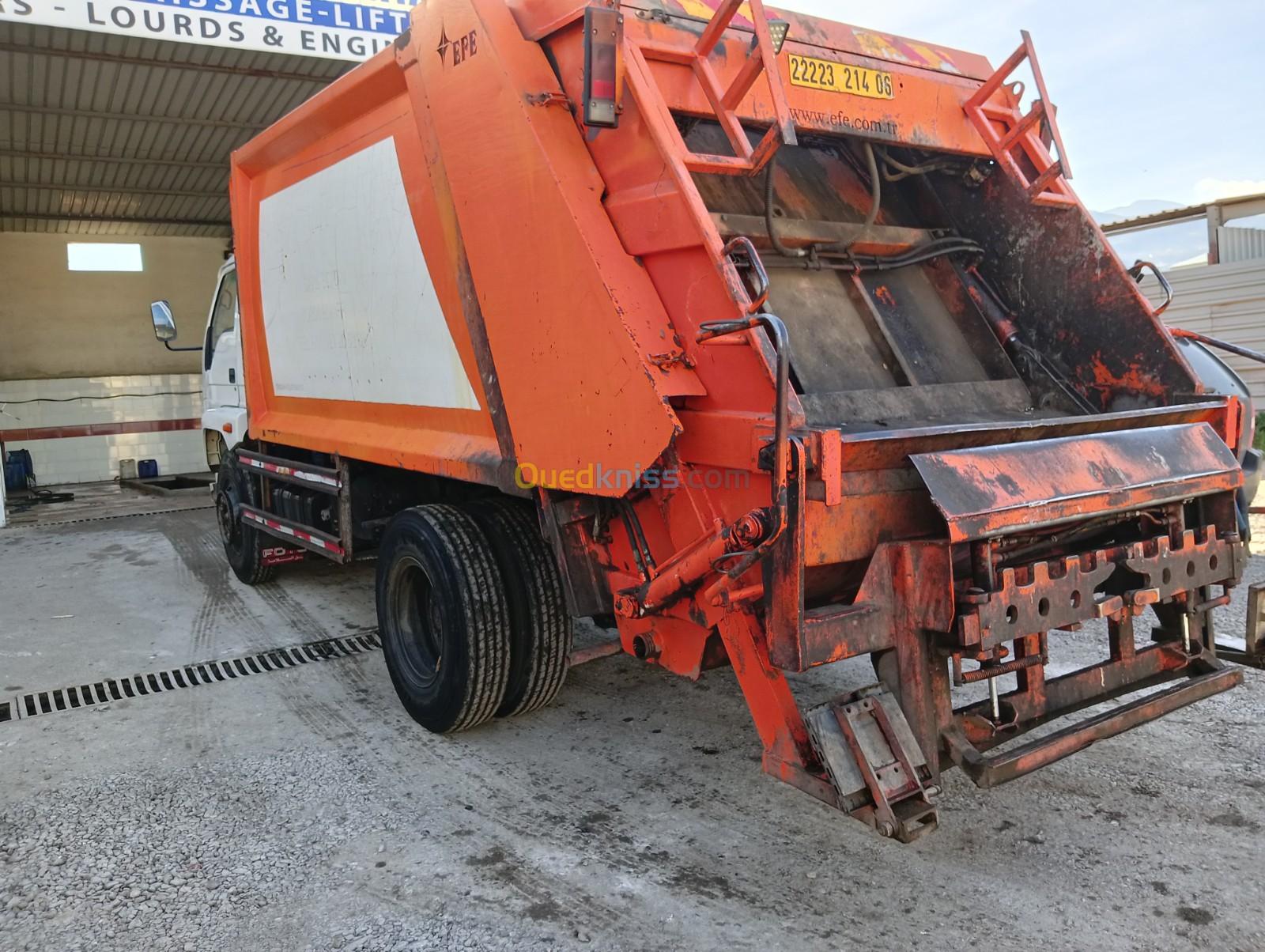 Foton 7t 2014 Benne tasseuse Bj3103 2014