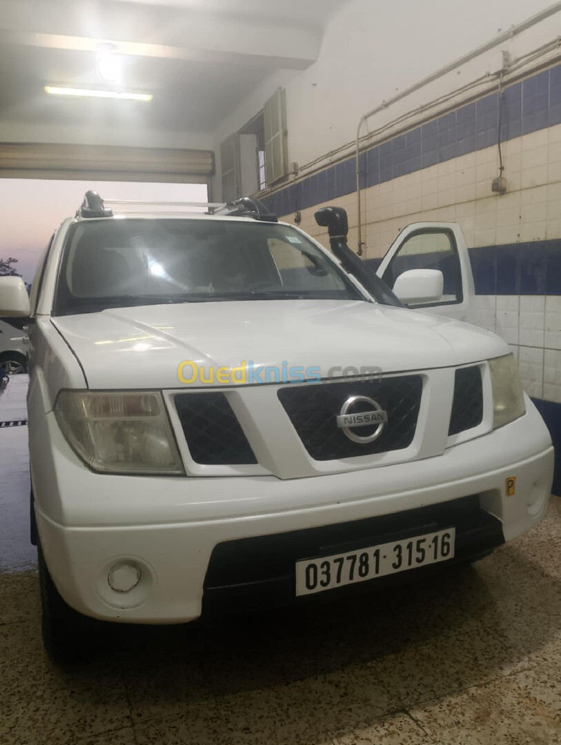 Nissan Navara 2015 