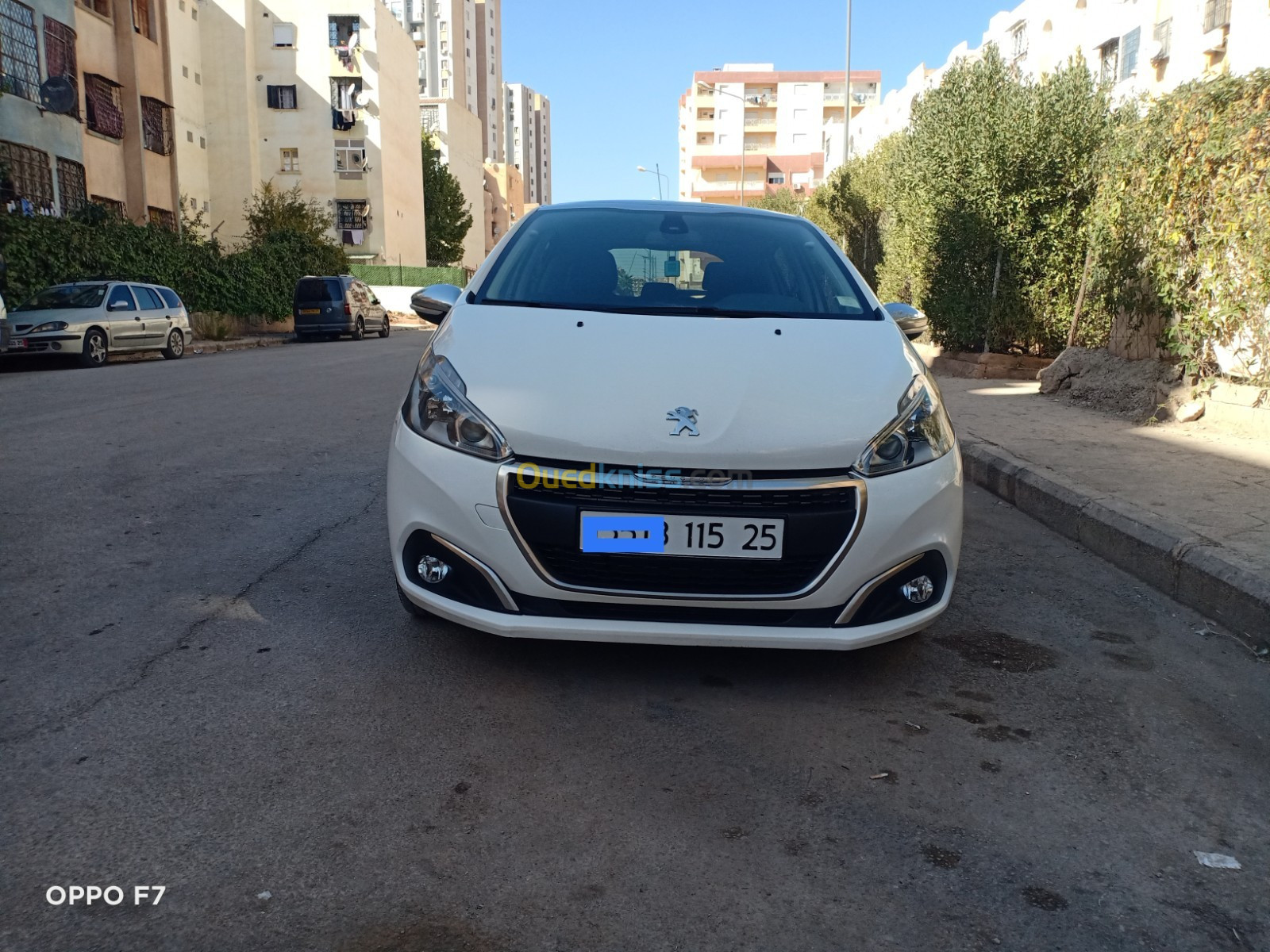 Peugeot 208 2015 Allure Facelift