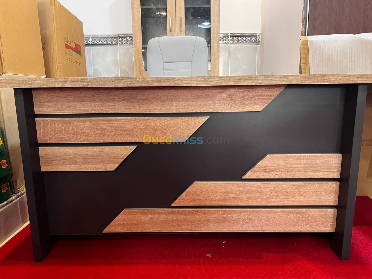 Ensemble de bureaux prix choc (Bureau avec 3 tiroirs + retour + armoire)