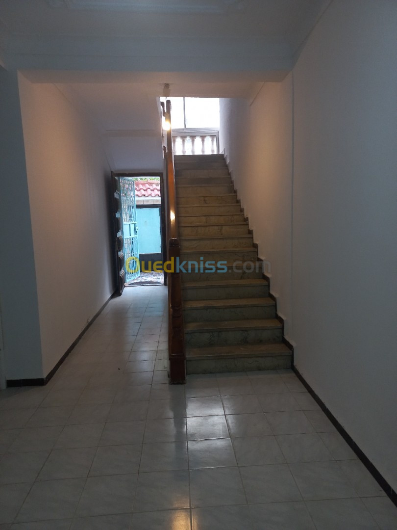 Location Niveau De Villa F3 Alger Ben aknoun