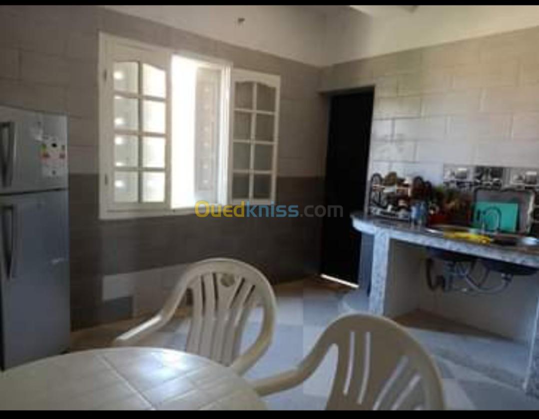 Location vacances Niveau De Villa Skikda El marsa