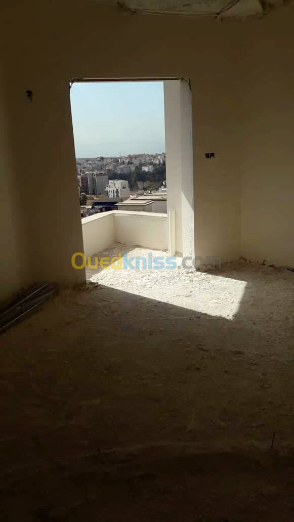 Vente Appartement F4 Alger El mouradia