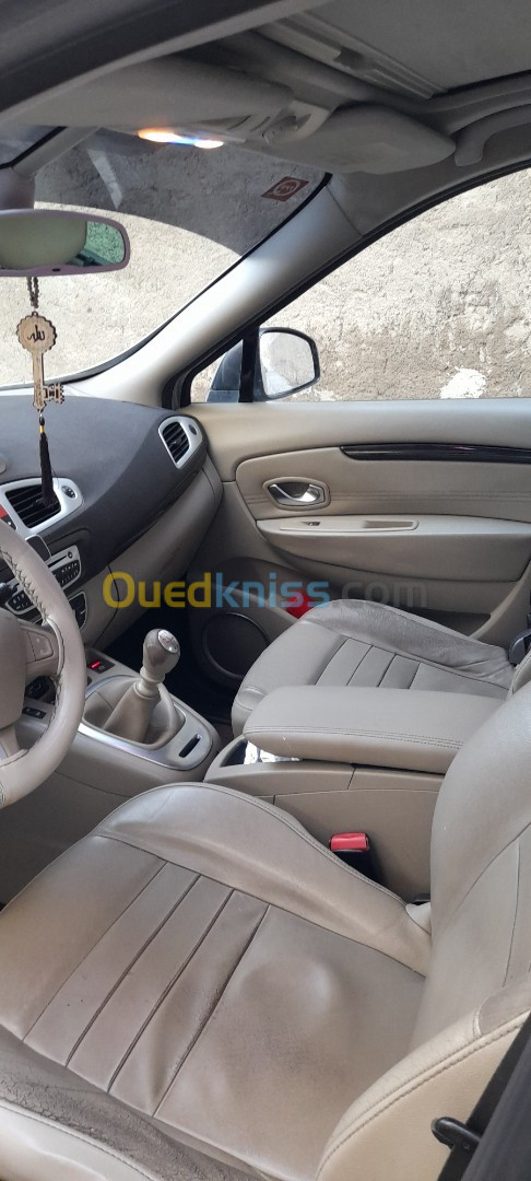 Renault Scenic 2012 