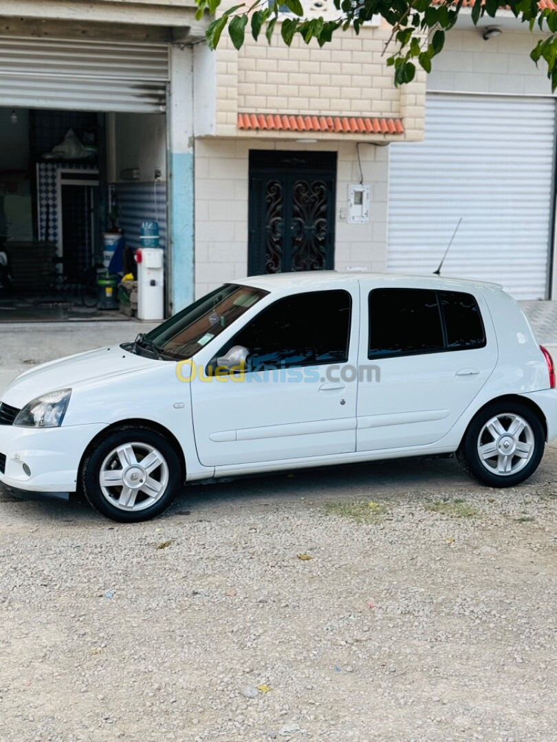 Renault Clio Campus 2013 Bye bye