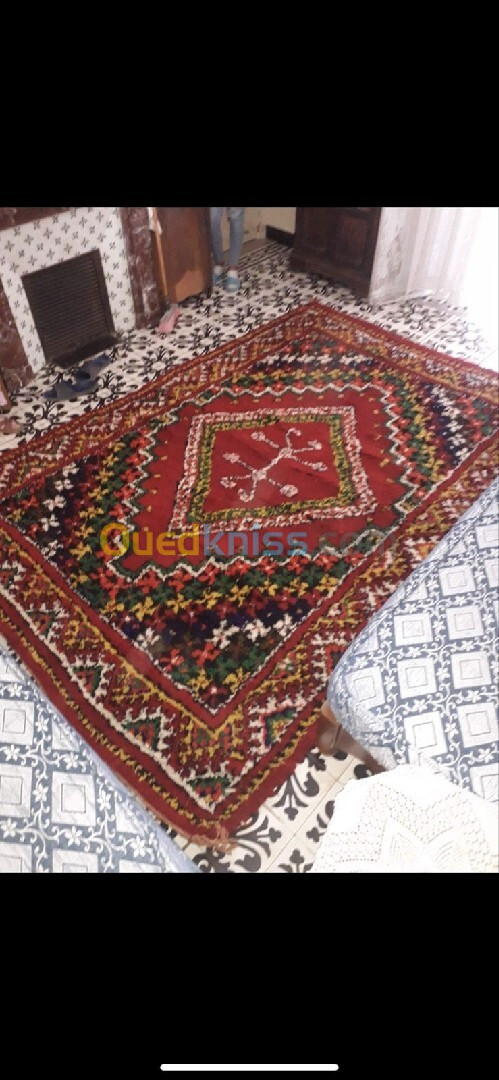 02 tapis a vendre purement en laine 