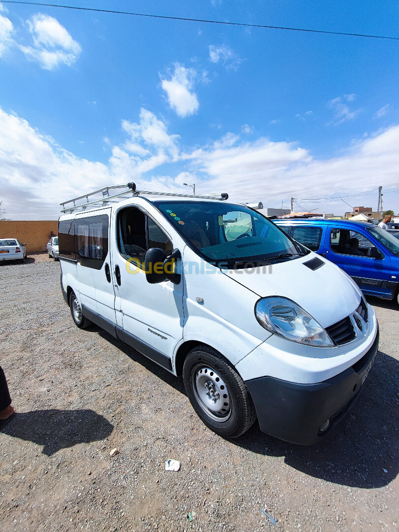 Renault trafic 2007 09 places