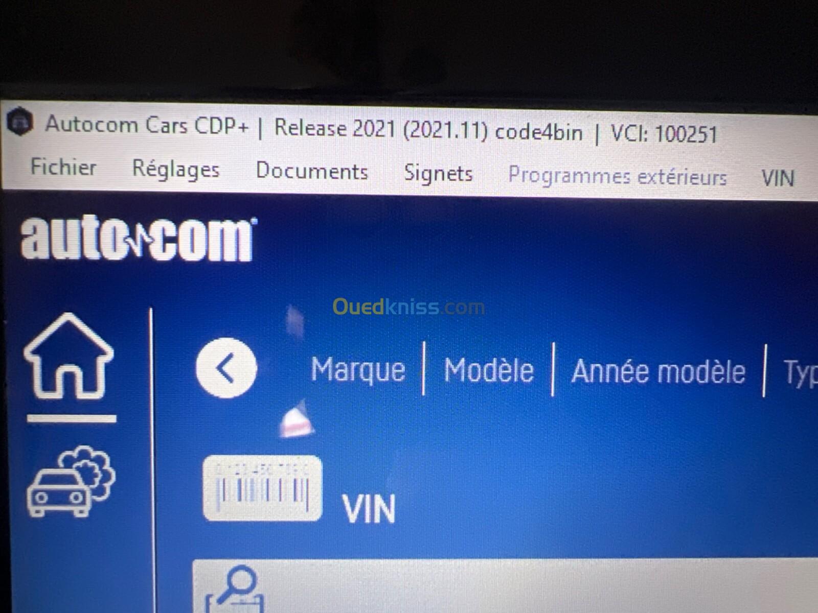 AUTO-COM DELPHI