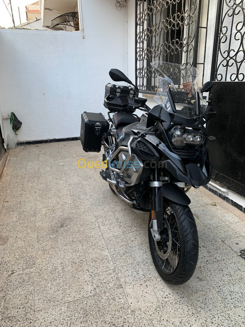 BMW gs 1250 triple black 2023