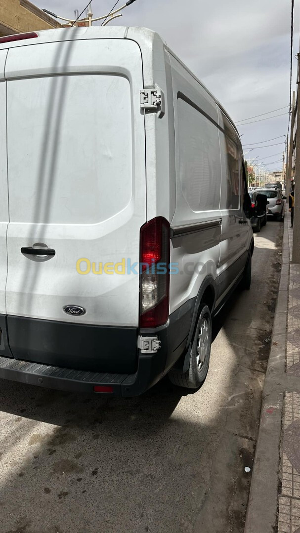 Ford Transit 2018