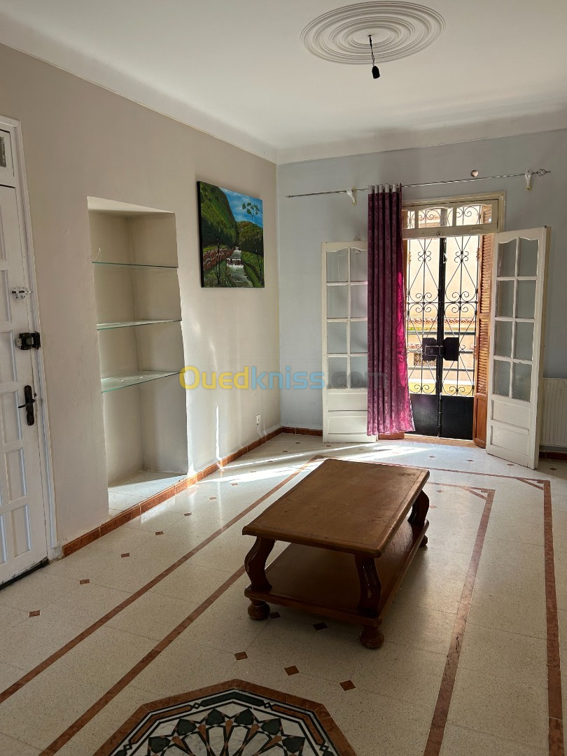 Location Niveau De Villa F3 Tipaza Khemisti