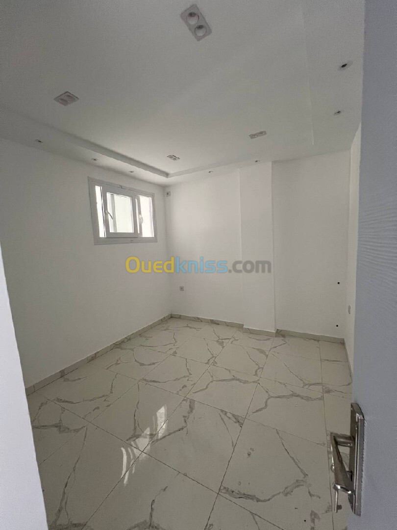 Vente Appartement F4 Alger Bordj el kiffan