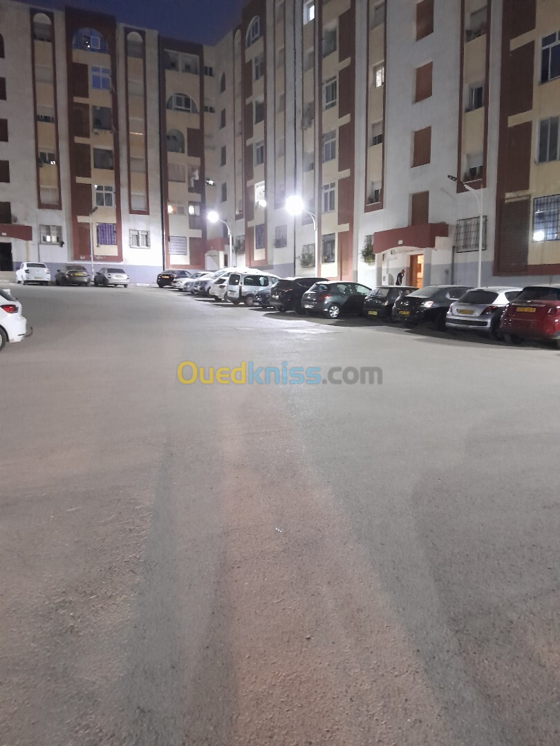 Vente Appartement F4 Alger Bordj el bahri