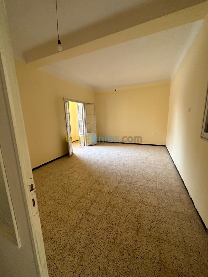 Vente Appartement F3 Biskra Biskra