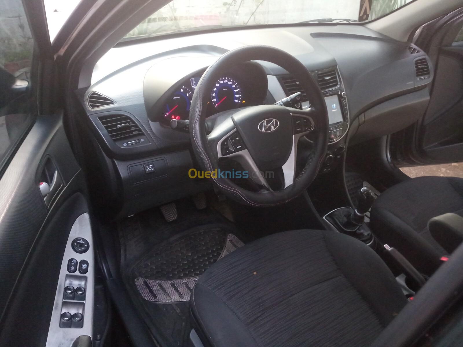 Hyundai Accent RB  5 portes 2018 Préstige